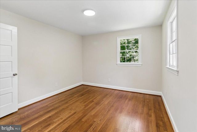 12811 LACY DR, Silver Spring, MD 20904