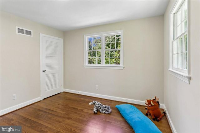 12811 LACY DR, Silver Spring, MD 20904