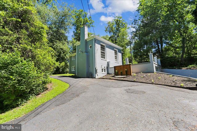 12811 LACY DR, Silver Spring, MD 20904