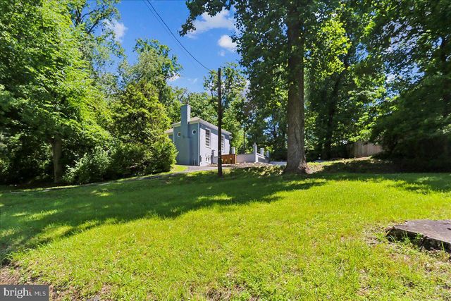 12811 LACY DR, Silver Spring, MD 20904