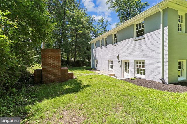 12811 LACY DR, Silver Spring, MD 20904