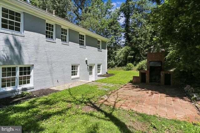 12811 LACY DR, Silver Spring, MD 20904