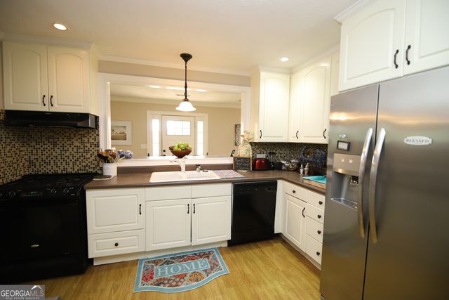 104 Ridgecrest Road, Lagrange, GA 30240