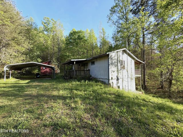 2930 Arch Way, Cosby, TN 37722