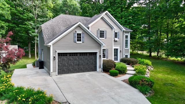 19223 Fox Glove Circle, Big Rapids, MI 49307