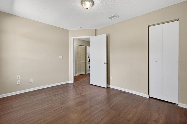 2602 E EMMA STREET, Tampa, FL 33610