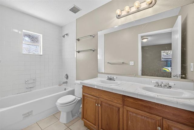 2602 E EMMA STREET, Tampa, FL 33610