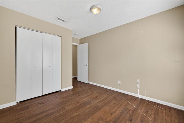 2602 E EMMA STREET, Tampa, FL 33610