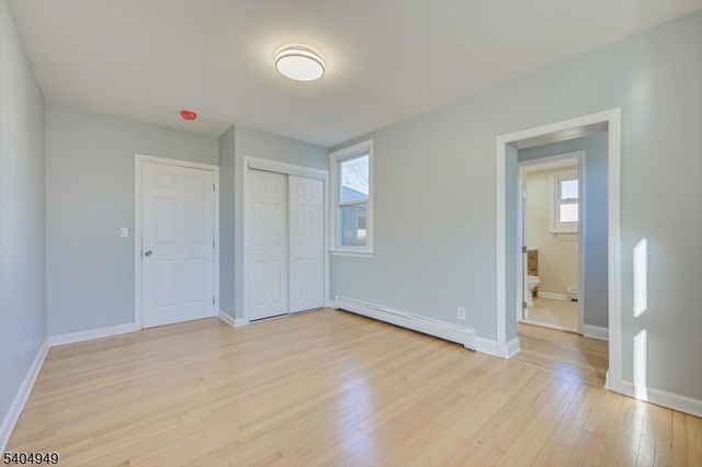 34 Tillman St, Raritan Boro, NJ 08869