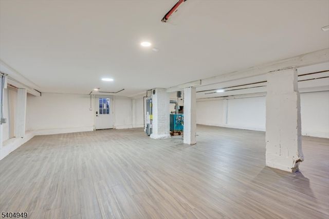 34 Tillman St, Raritan Boro, NJ 08869