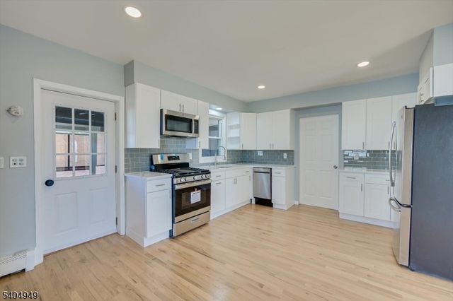 34 Tillman St, Raritan Boro, NJ 08869