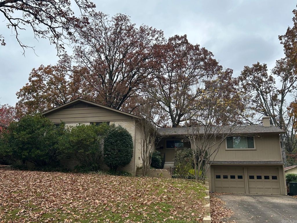 7104 Briarwood Drive, Little Rock, AR 72205