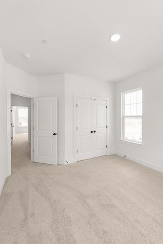 156 Nearwater Place, Hendersonville, TN 37075