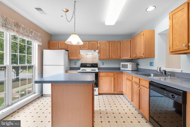 9905 BON HAVEN LN, Owings Mills, MD 21117