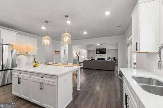 60 Sunflower Drive, Newnan, GA 30263