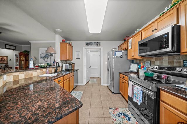 421 W Cumberland #701, Tyler, TX 75703