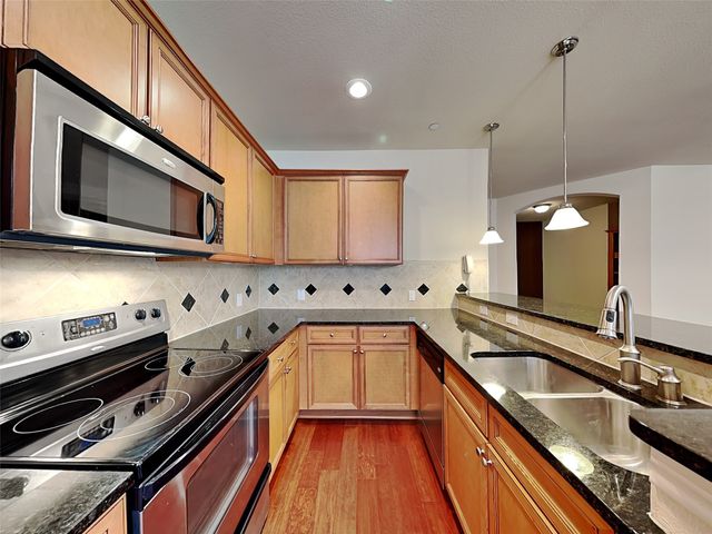 950 Henderson Street 1222, Fort Worth, TX 76102