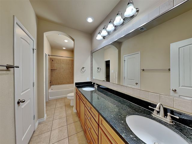 950 Henderson Street 1222, Fort Worth, TX 76102