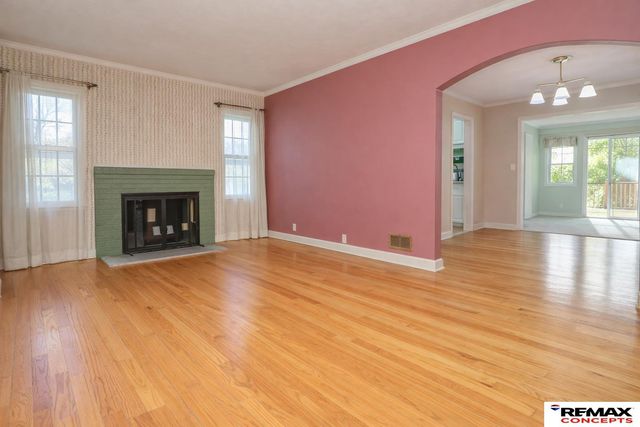 200 S Cotner Boulevard, Lincoln, NE 68510