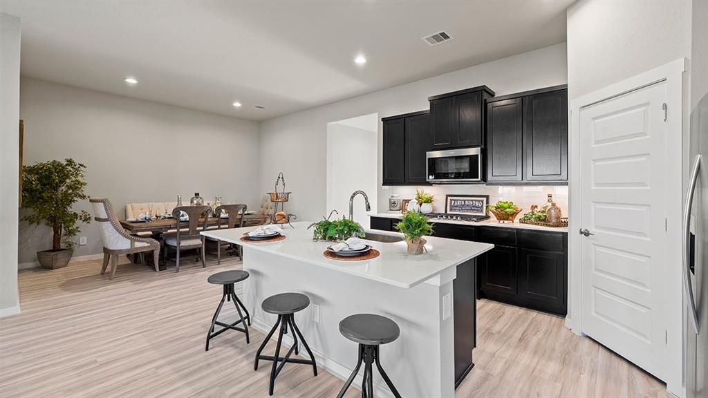 3425 Daily Harvest, Pearland, TX 77581