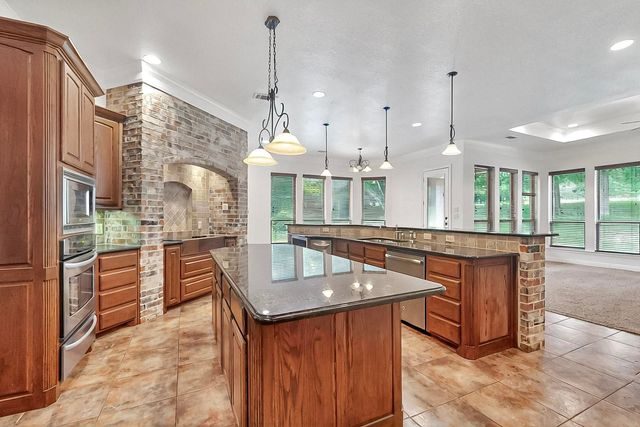 3851 Angela Court, Midlothian, TX 76065