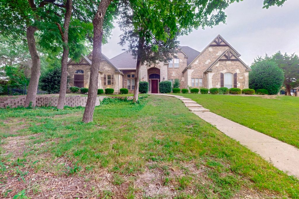 3851 Angela Court, Midlothian, TX 76065