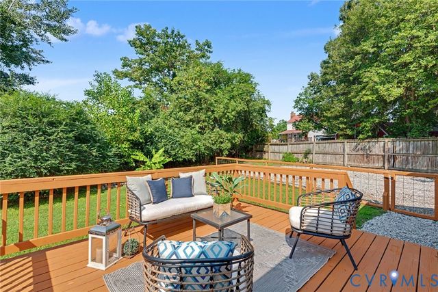 8906 Huntingcreek Pl, Chesterfield, VA 23237
