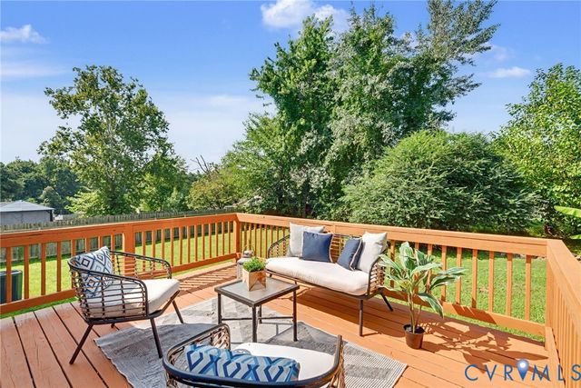 8906 Huntingcreek Pl, Chesterfield, VA 23237
