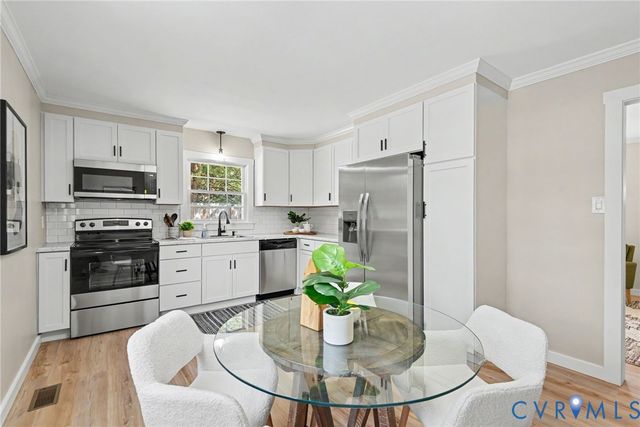 8906 Huntingcreek Pl, Chesterfield, VA 23237