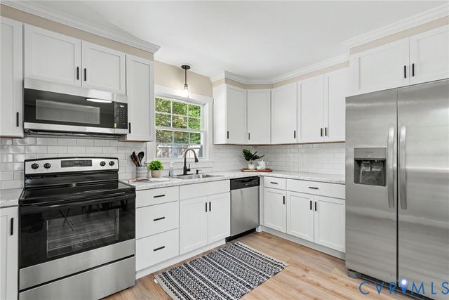 8906 Huntingcreek Pl, Chesterfield, VA 23237