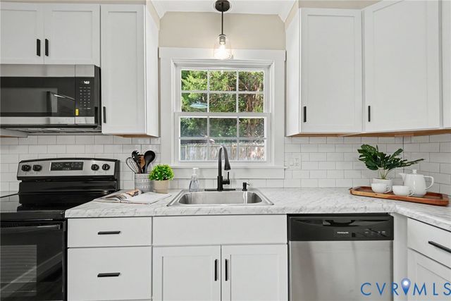 8906 Huntingcreek Pl, Chesterfield, VA 23237