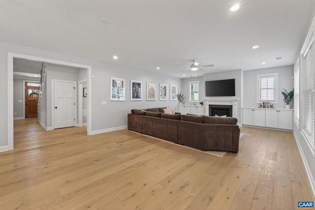 552 BELLUNO LN, Charlottesville, VA 22911