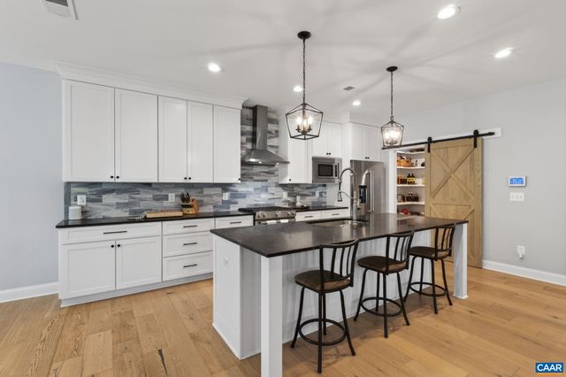 552 BELLUNO LN, Charlottesville, VA 22911