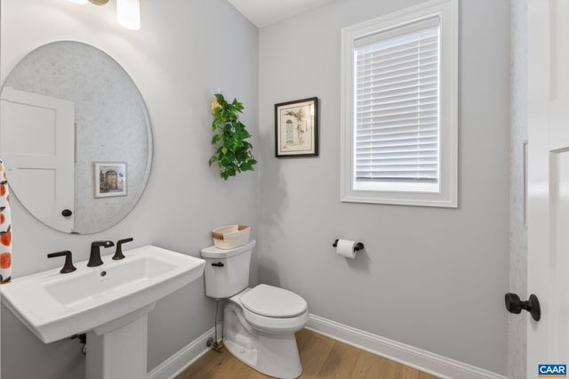 552 BELLUNO LN, Charlottesville, VA 22911