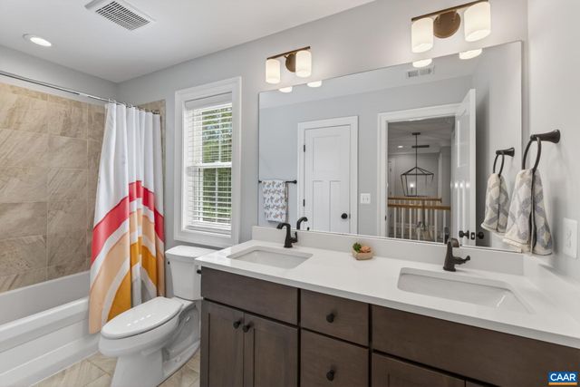 552 BELLUNO LN, Charlottesville, VA 22911