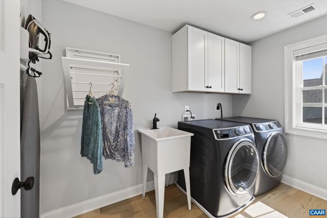 552 BELLUNO LN, Charlottesville, VA 22911