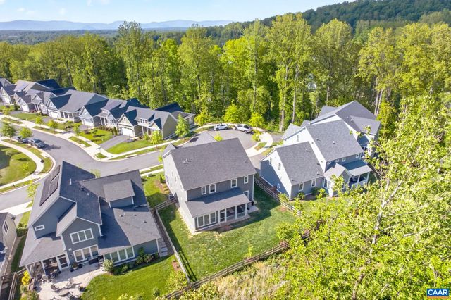 552 BELLUNO LN, Charlottesville, VA 22911