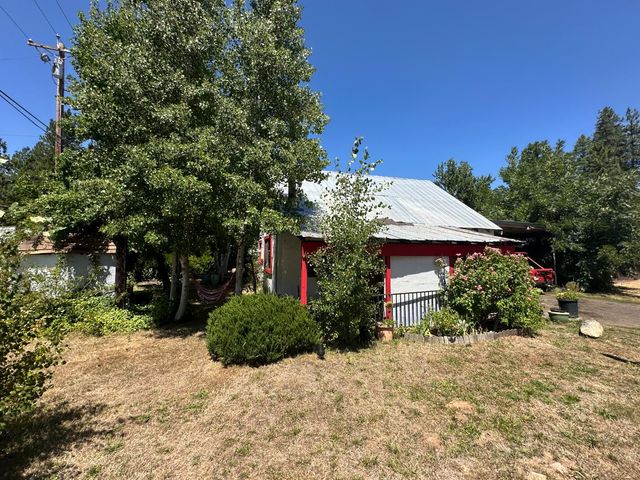 4550 Moran Rd, Avery, CA 95224