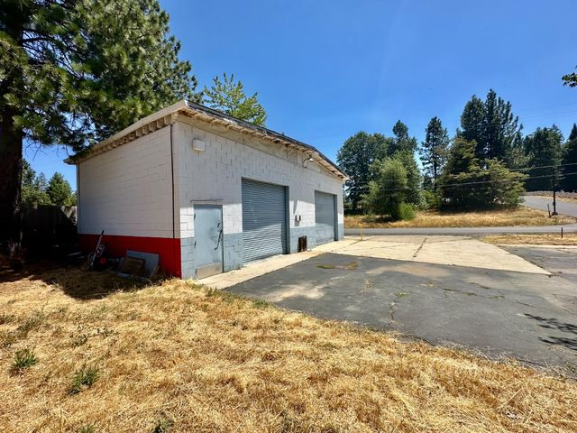 4550 Moran Rd, Avery, CA 95224