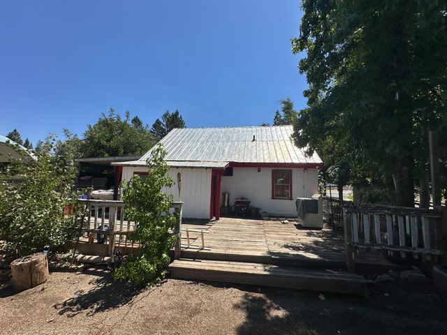 4550 Moran Rd, Avery, CA 95224