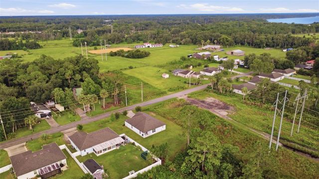 520 S SHELL ROAD, Deland, FL 32720