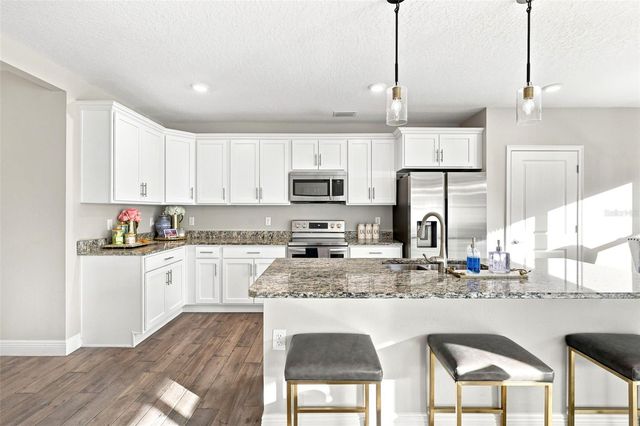 520 S SHELL ROAD, Deland, FL 32720