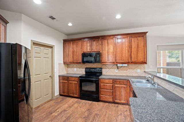 1908 Hopkins Drive, Mckinney, TX 75072