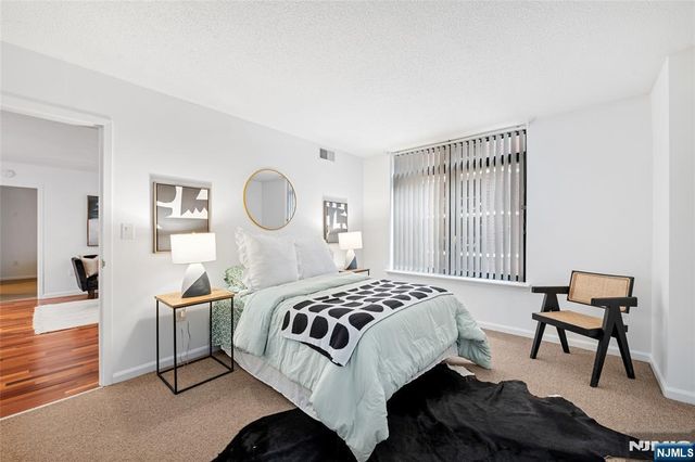 700 1st Street 4C, Hoboken, NJ 07030