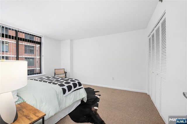 700 1st Street 4C, Hoboken, NJ 07030