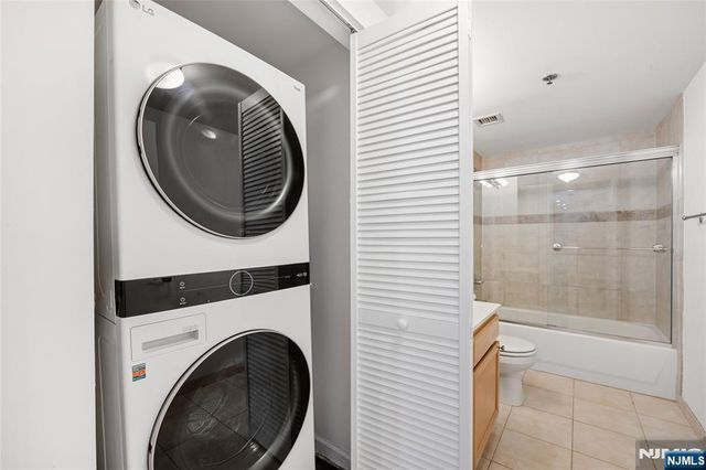 700 1st Street 4C, Hoboken, NJ 07030