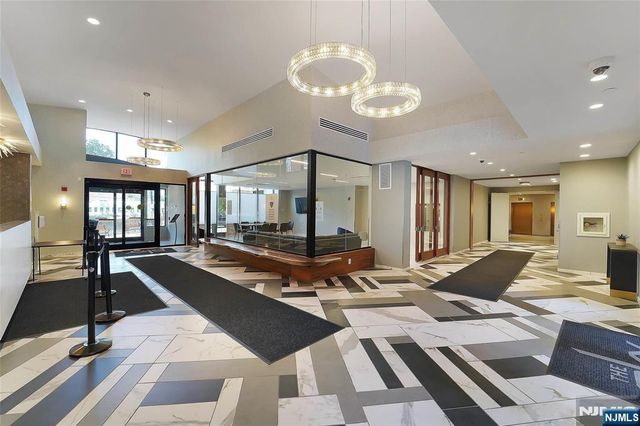 700 1st Street 4C, Hoboken, NJ 07030