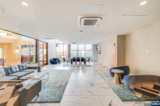 700 1st Street 4C, Hoboken, NJ 07030