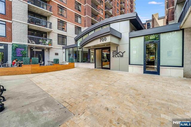 700 1st Street 4C, Hoboken, NJ 07030