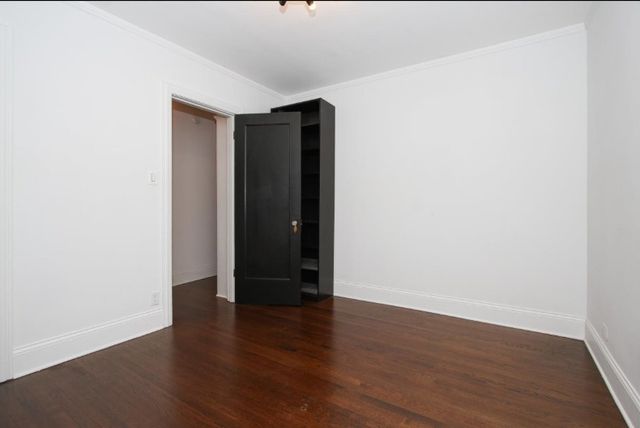 1445 W Elmdale Avenue 1, Chicago, IL 60660